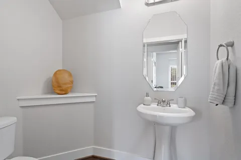 $429,999 | 10625 Wills Loop, Austin, TX 78717