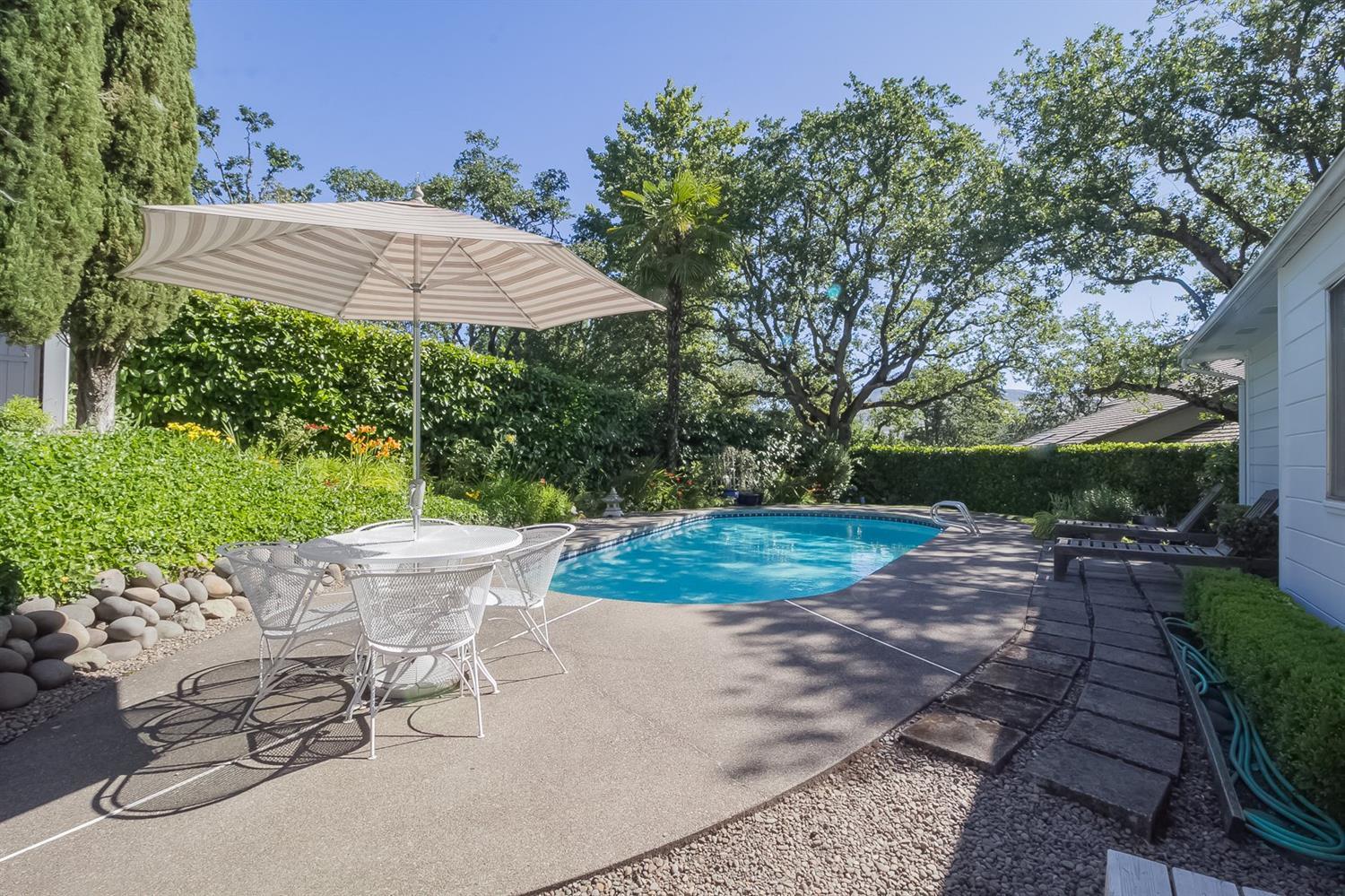 2675 Hillcrest Road Medford, OR 97504 - Photo 23 of 29 Additional Photo