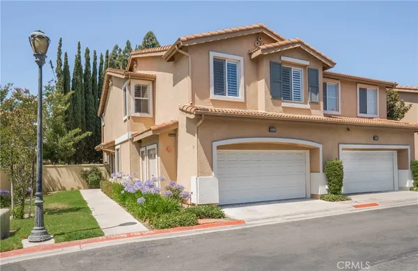$949,000 | 3319 East Chardonnay Lane, Orange, CA 92869