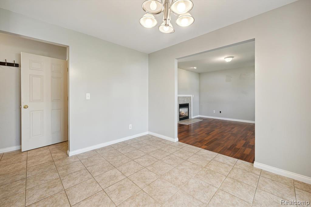 205 Eastlawn Drive Rochester, MI 48307 - Photo 14 of 46