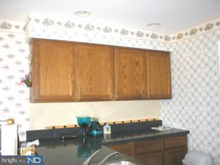 1131 Willard Road Huntingdon Valley, PA 19006 - Photo 4 of 5 Gallery Image 4