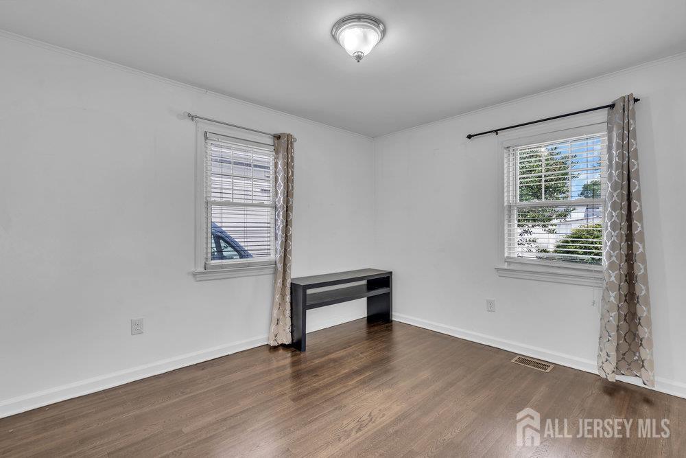 46 3rd Street Fords, NJ 08863 - Photo 19 of 44