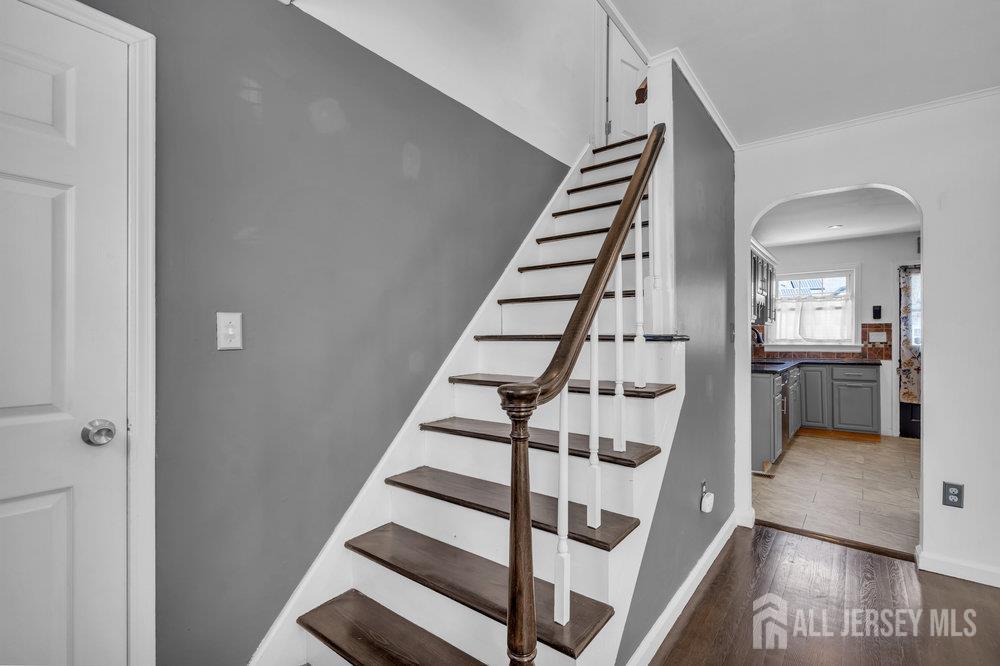 46 3rd Street Fords, NJ 08863 - Photo 24 of 44