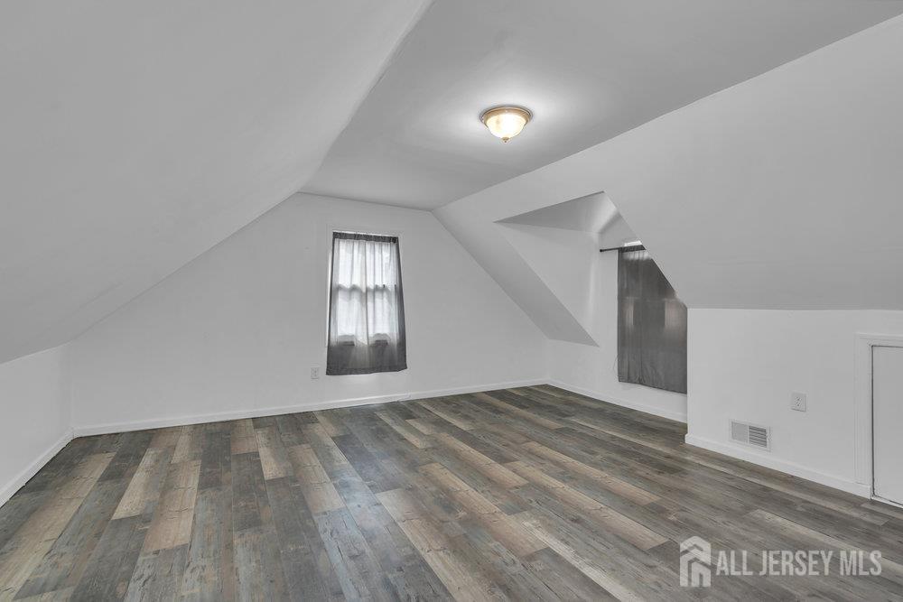 46 3rd Street Fords, NJ 08863 - Photo 25 of 44