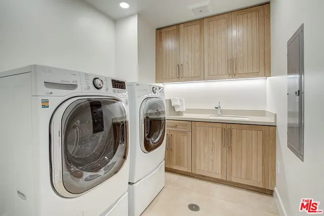 $19,998 | 17325 Castellammare Drive, Unit 404, Pacific Palisades, CA 90272