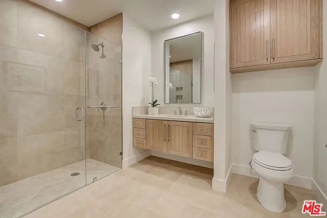 $19,998 | 17325 Castellammare Drive, Unit 404, Pacific Palisades, CA 90272