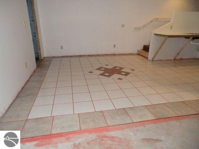1188 Fisher Road Traverse City, MI 49685 - Photo 24 of 25 1730804-23.JPG
