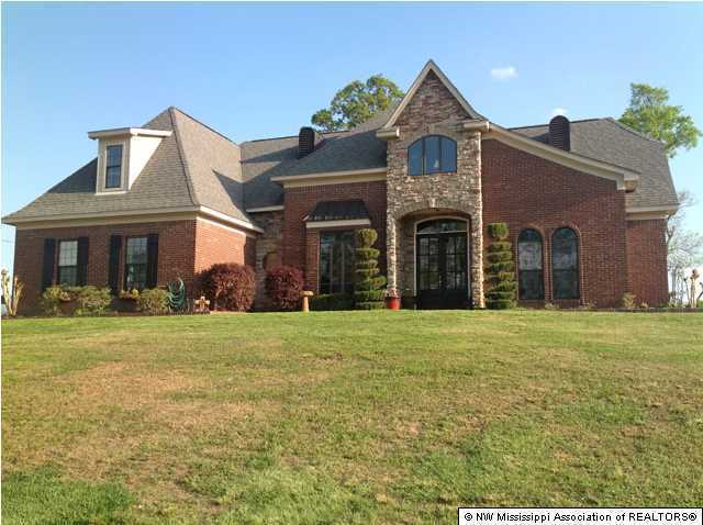 175 Justin Cove Coldwater, MS 38618 - Photo 1 of 29 Primary Photo