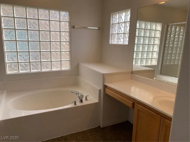 $1,950 | 9279 Sterling Hill Avenue, Las Vegas, NV 89148