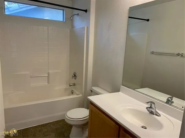 $1,950 | 9279 Sterling Hill Avenue, Las Vegas, NV 89148