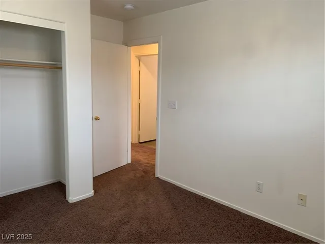$1,950 | 9279 Sterling Hill Avenue, Las Vegas, NV 89148