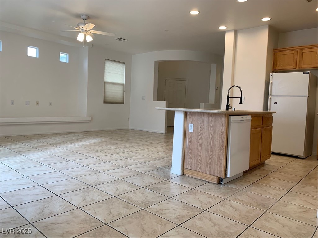 9279 Sterling Hill Avenue Las Vegas, NV 89148 - Photo 5 of 23