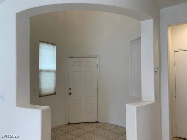 $1,950 | 9279 Sterling Hill Avenue, Las Vegas, NV 89148