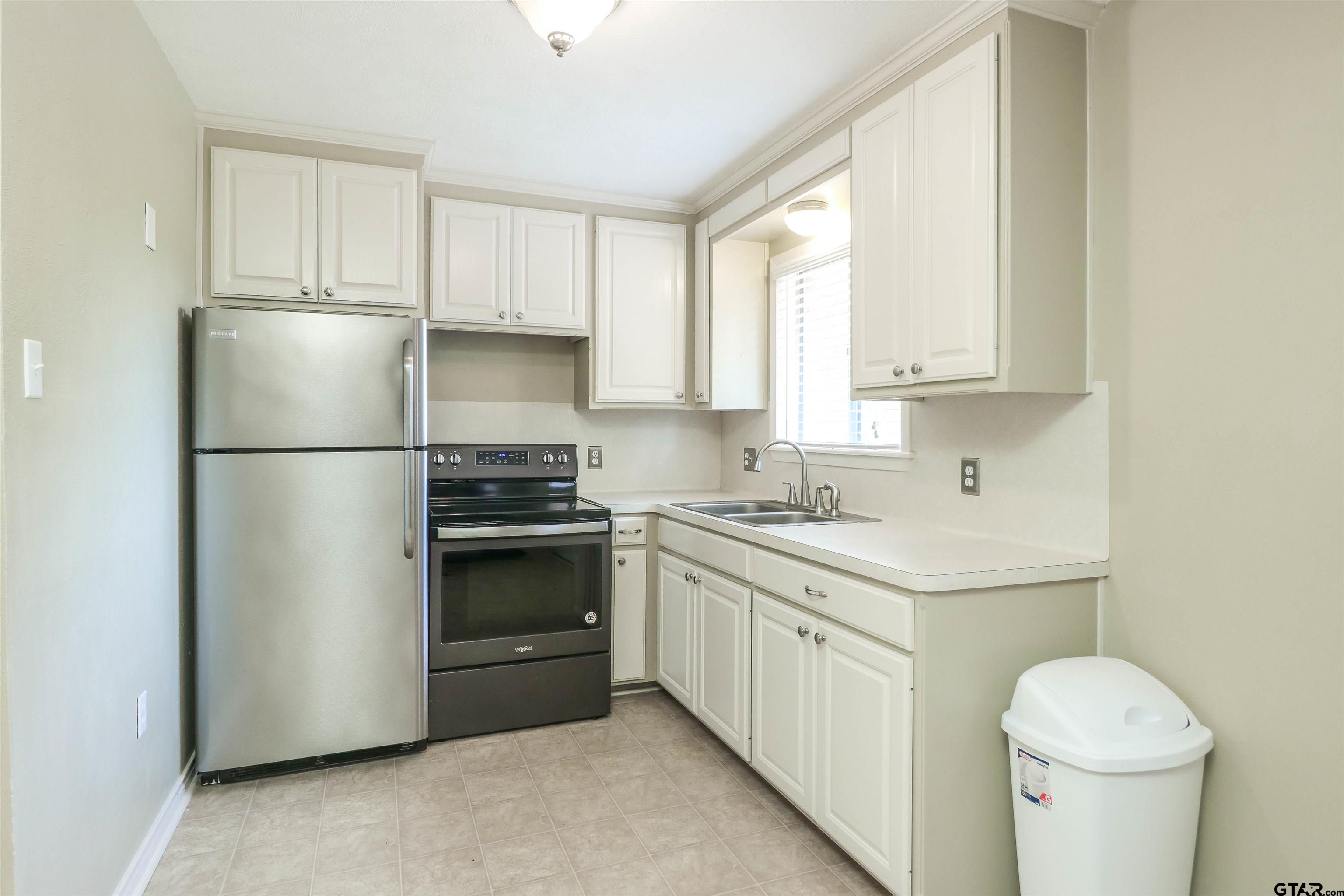 248 Ellis Street Rusk, TX 75785 - Photo 7 of 16