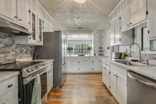 $215,000 | 514 North West Street, Carthage, MS 39051