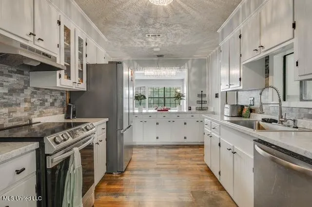 $215,000 | 514 North West Street, Carthage, MS 39051