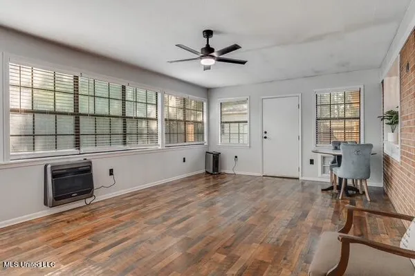 $215,000 | 514 North West Street, Carthage, MS 39051