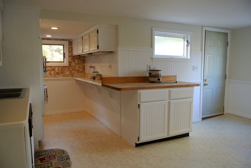119 School House Road Groton, MA 01450 - Photo 12 of 30