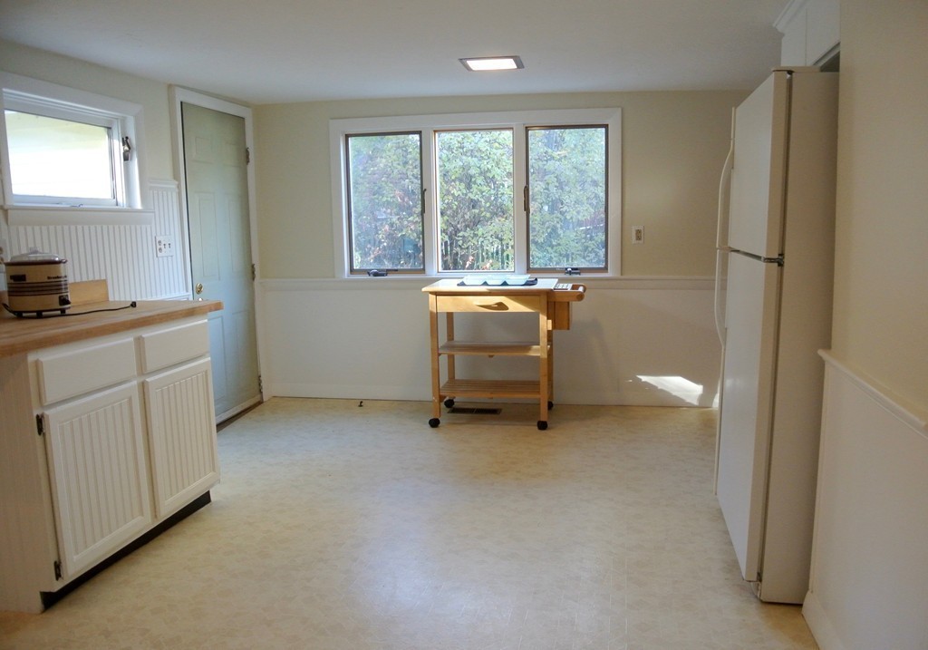 119 School House Road Groton, MA 01450 - Photo 7 of 30