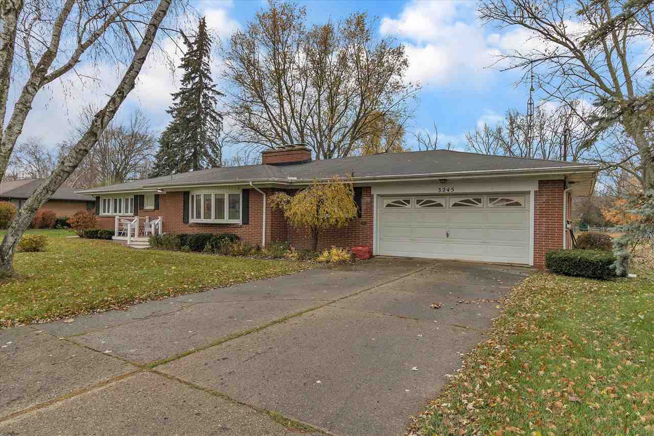 3245 Shannon Road Burton, MI 48529 - Photo 4 of 43
