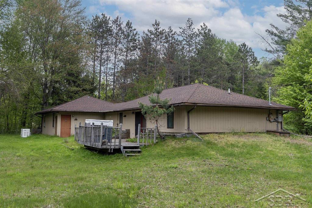 1156 South Alamando Road Shepherd, MI 48883 - Photo 26 of 40