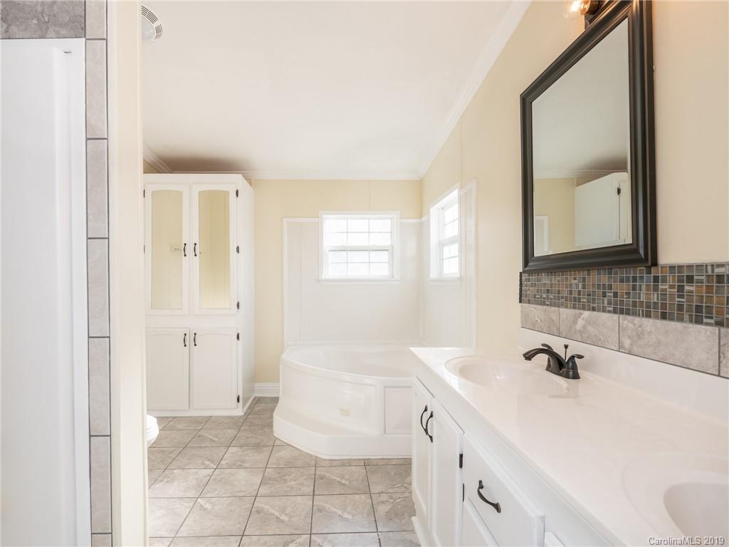 409 Helton Road Cherryville, NC 28021 - Photo 25 of 41 Gallery Image 25
