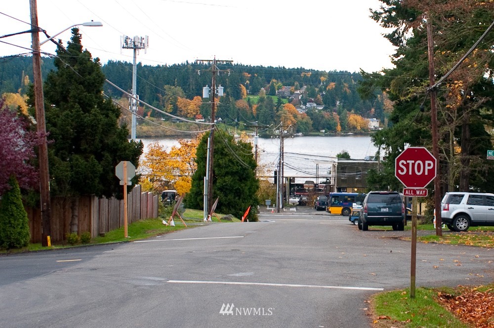 6124 Northeast 181st Street Kenmore, WA 98028 - Photo 5 of 5