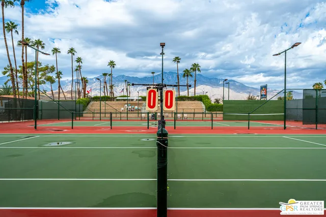 a view of lake with houses