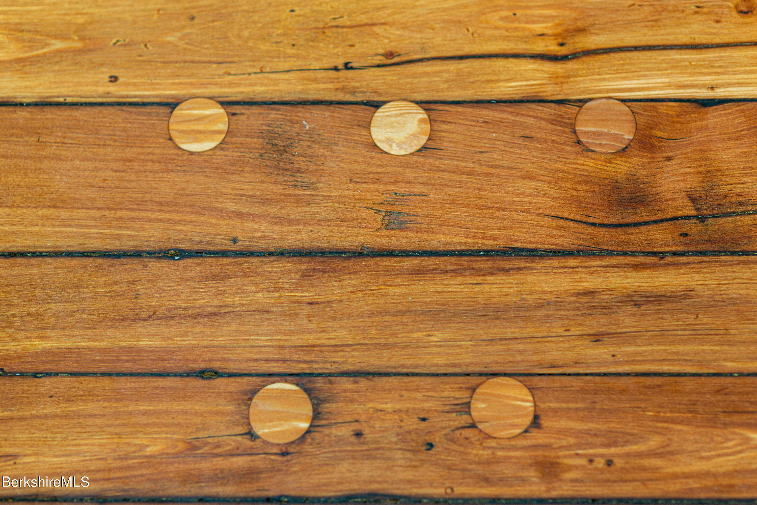 520 State Road, Unit 305 North Adams, MA 01247 - Photo 15 of 27 a bathroom with a shower