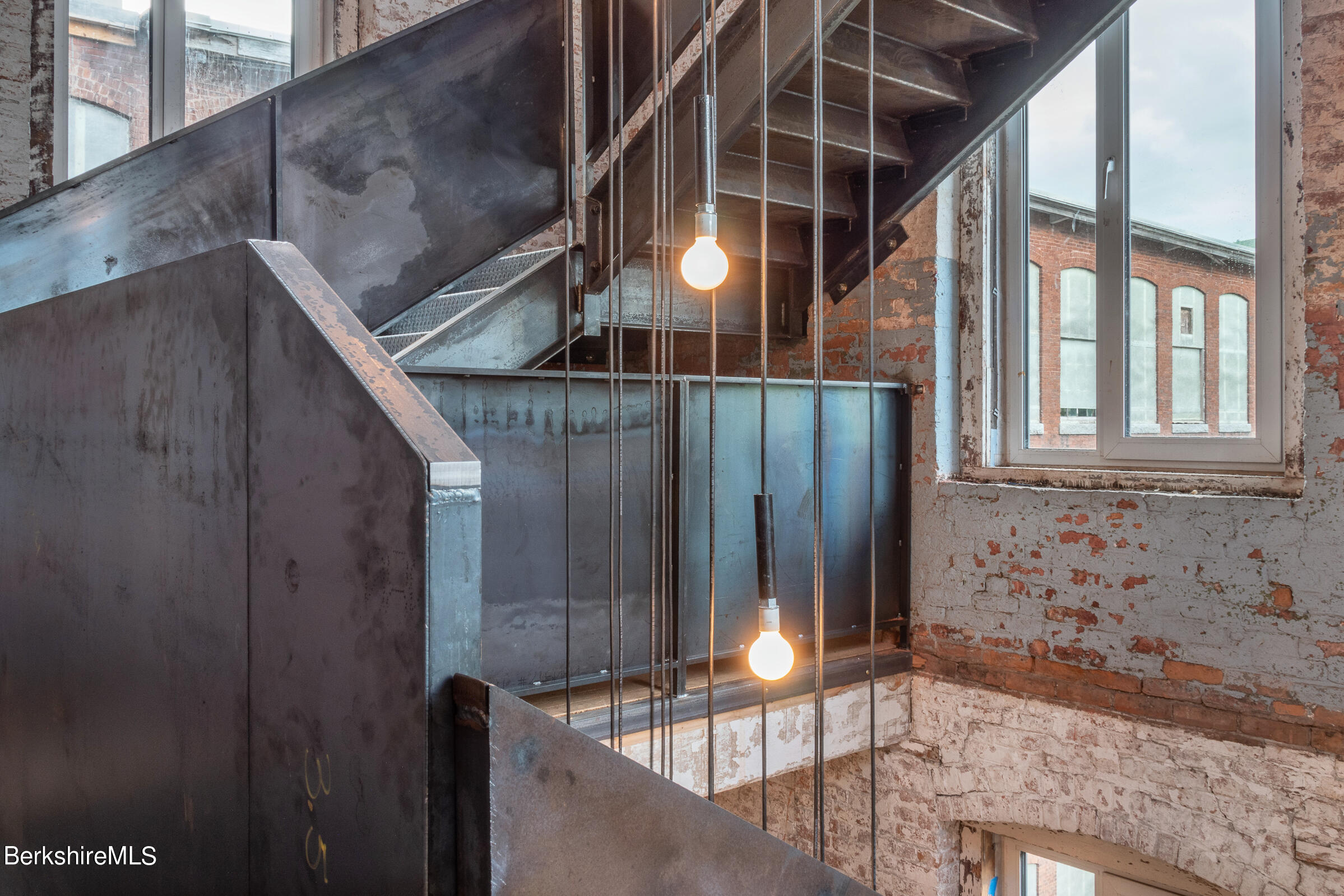 520 State Road, Unit 305 North Adams, MA 01247 - Photo 18 of 27 Center Staircase