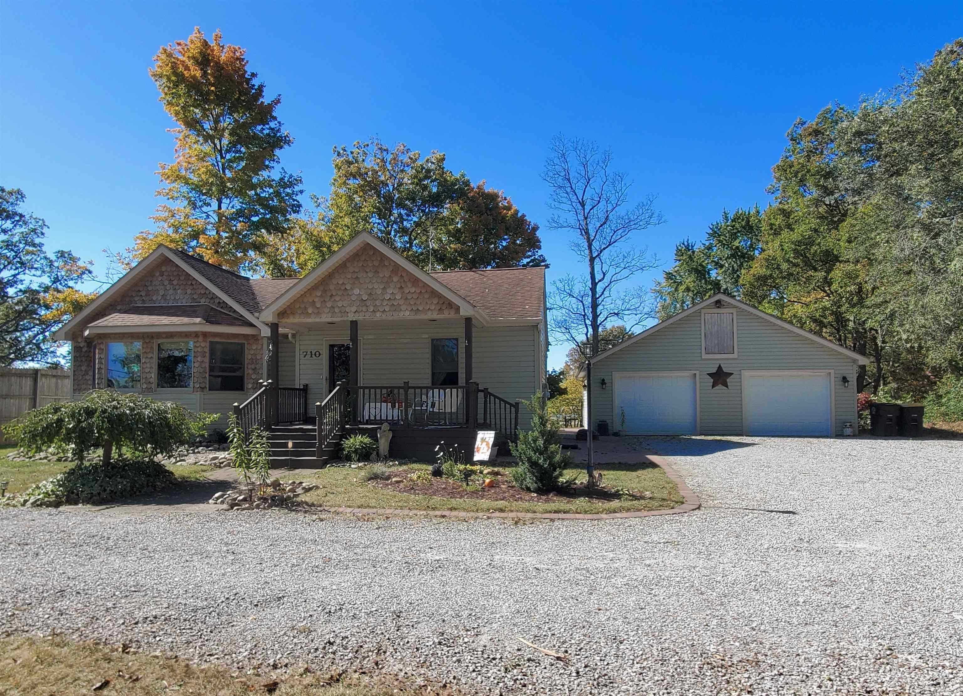 710 South Hadley Road Fort Wayne, IN 46804 - Photo 2 of 19