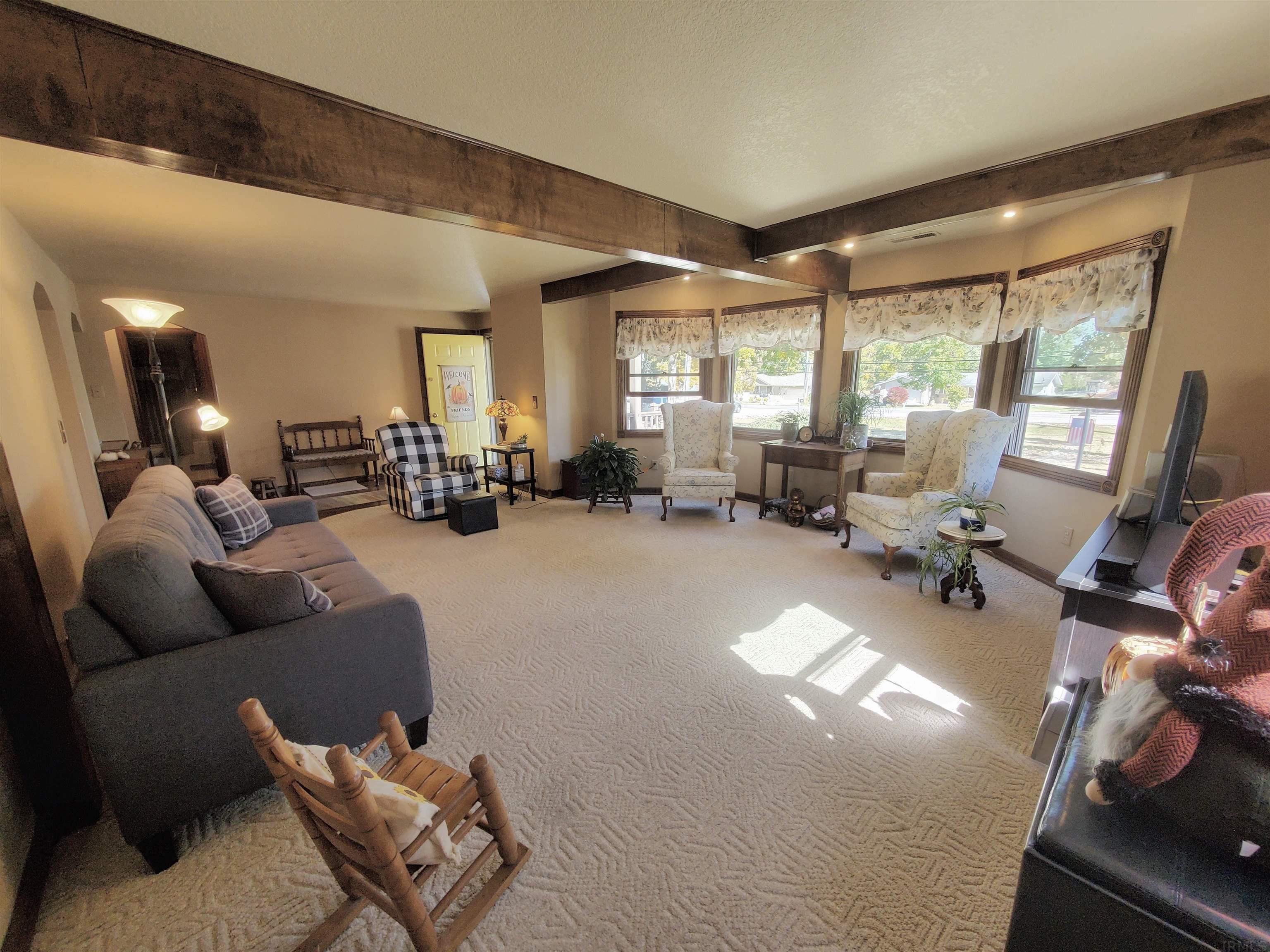 710 South Hadley Road Fort Wayne, IN 46804 - Photo 4 of 19