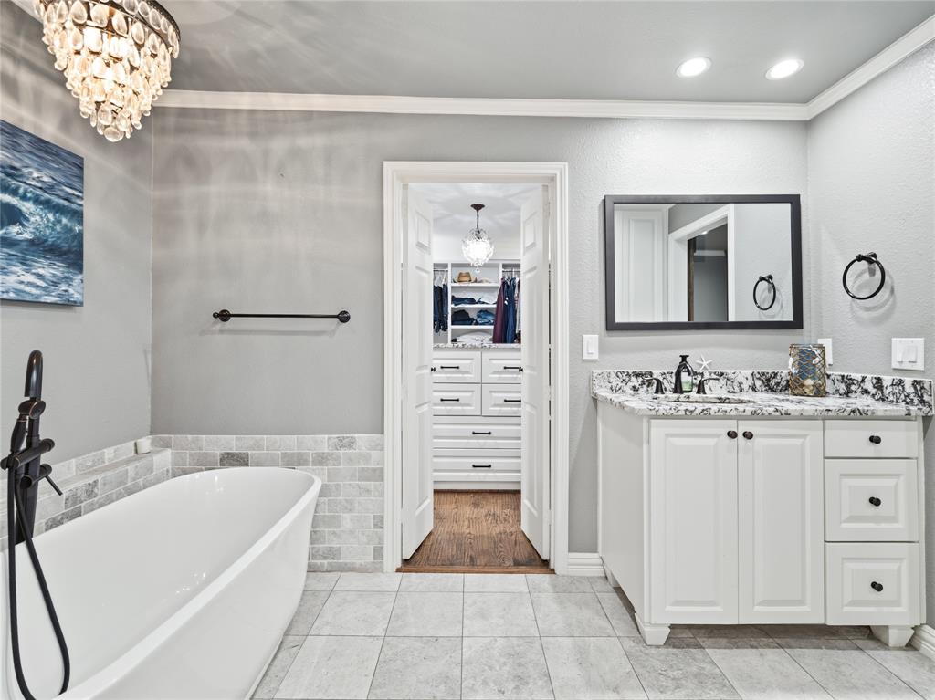 3410 Country Club Road Pantego, TX 76013 - Photo 19 of 40