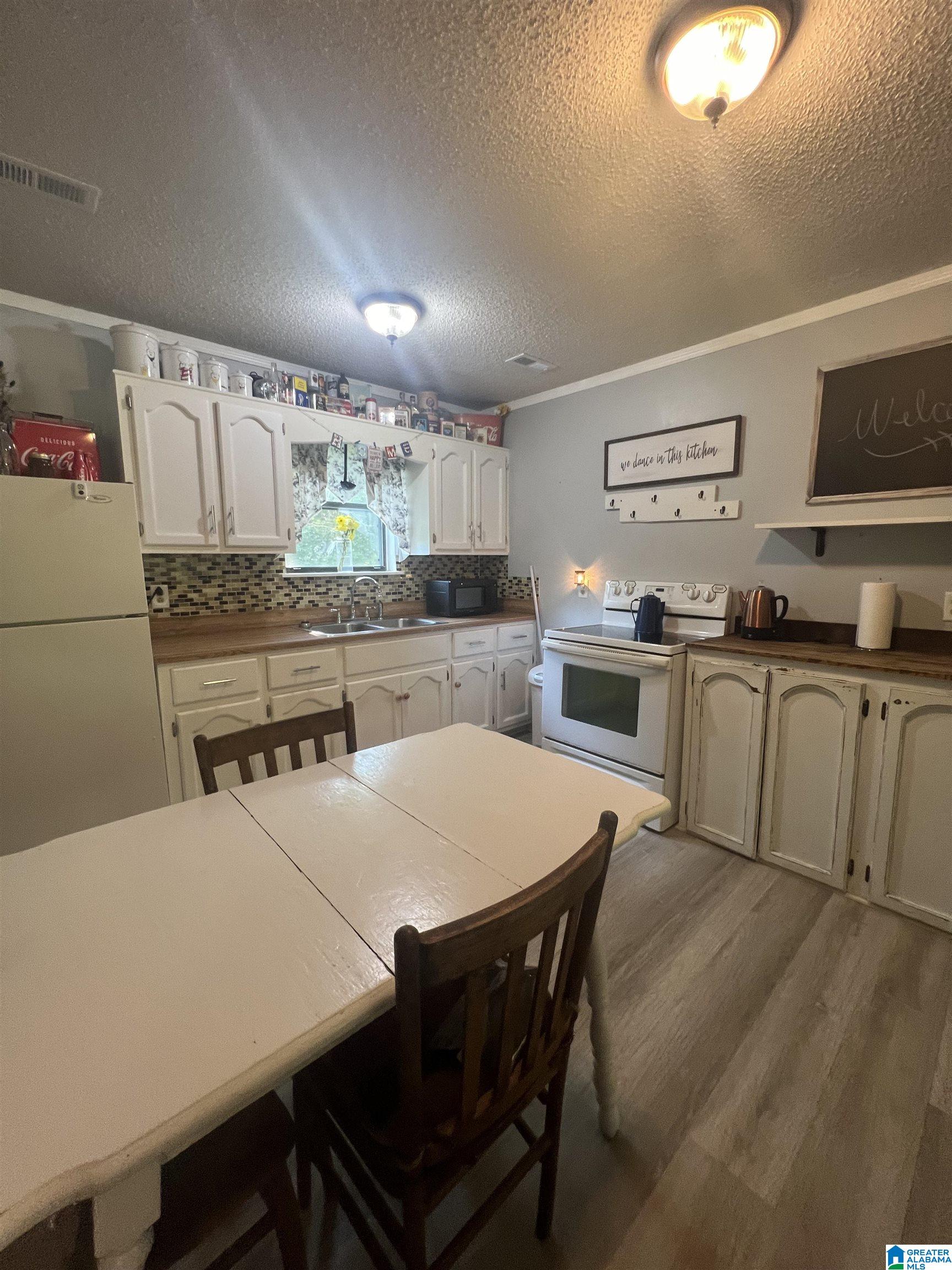 170 Arthur Drive Ohatchee, AL 36271 - Photo 7 of 15
