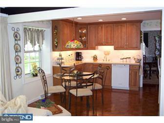 114 Kevin Road Delran, NJ 08075 - Photo 8 of 11