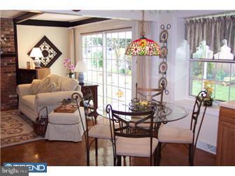 114 Kevin Road Delran, NJ 08075 - Photo 9 of 11