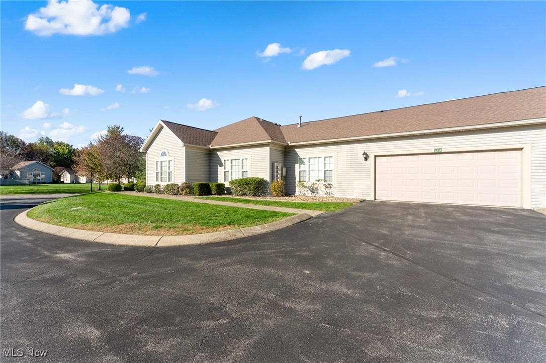 5645 Clingan Road, Unit 15A Struthers, OH 44471 - Photo 33 of 34 Gallery Image 33