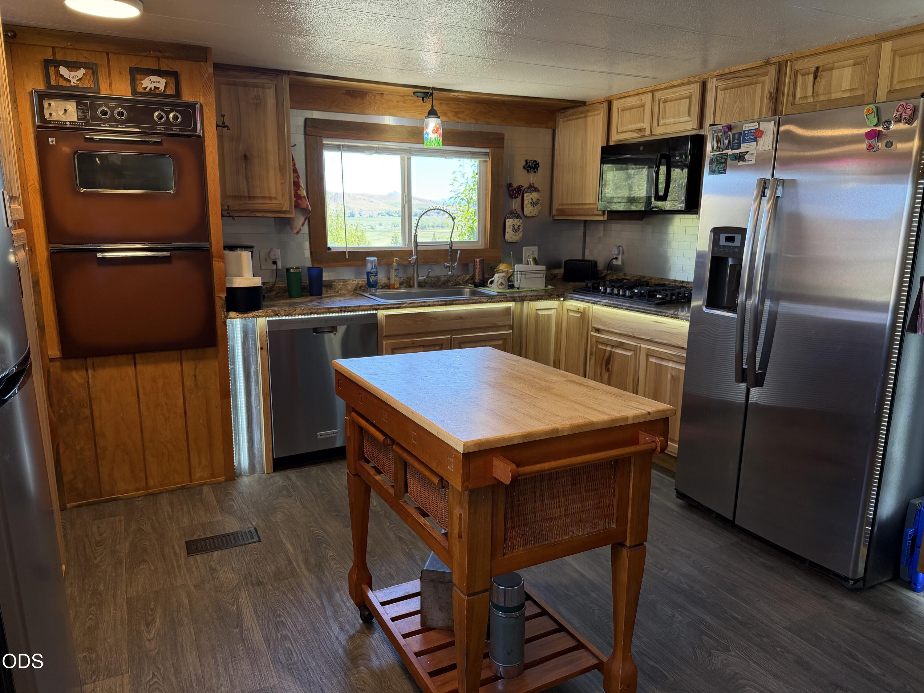 27710 Picnic Creek Road Mount Vernon, OR 97865 - Photo 27 of 82