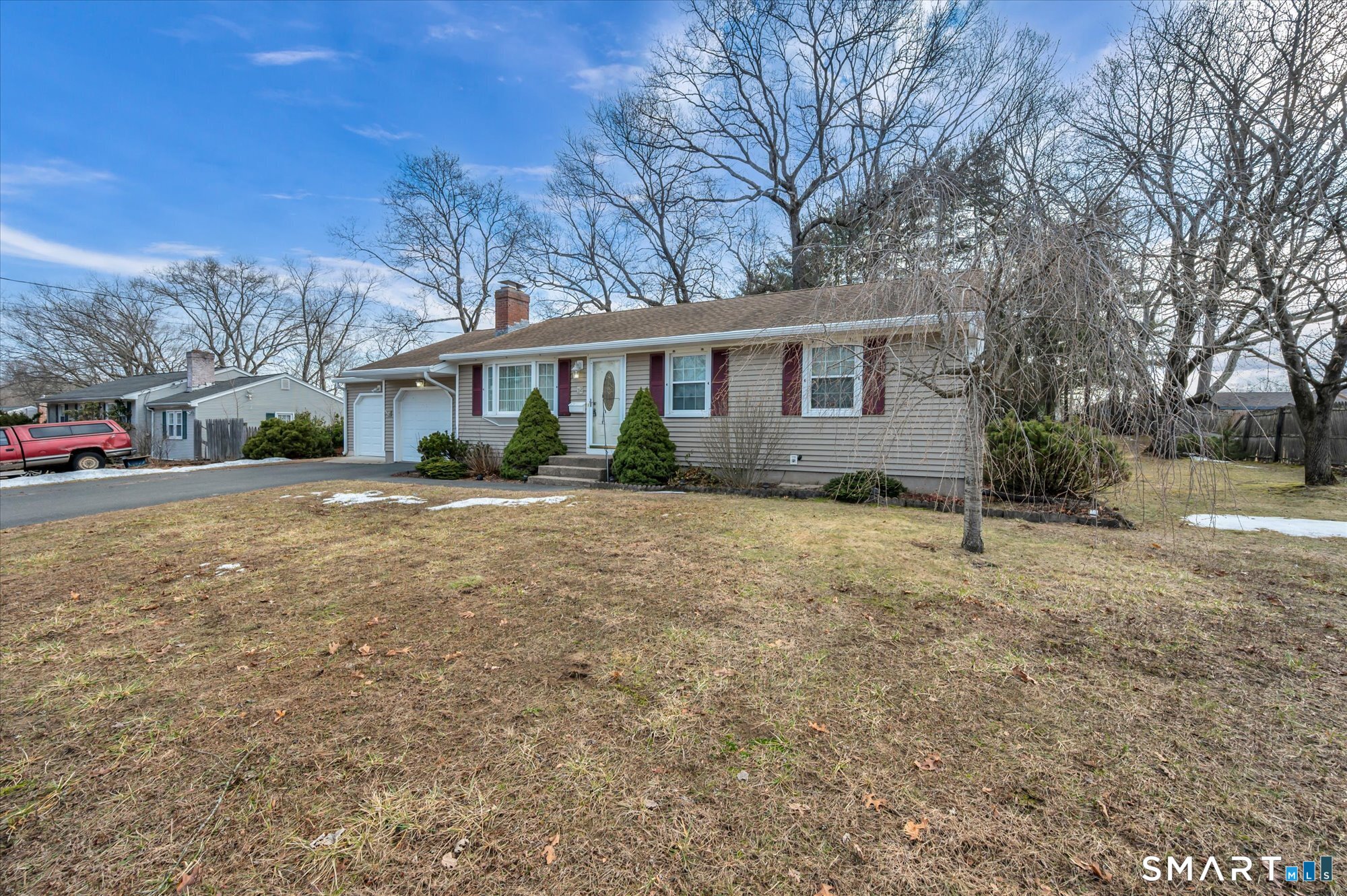 32 Gantley Road Windsor Locks, CT 06096 - Photo 2 of 39