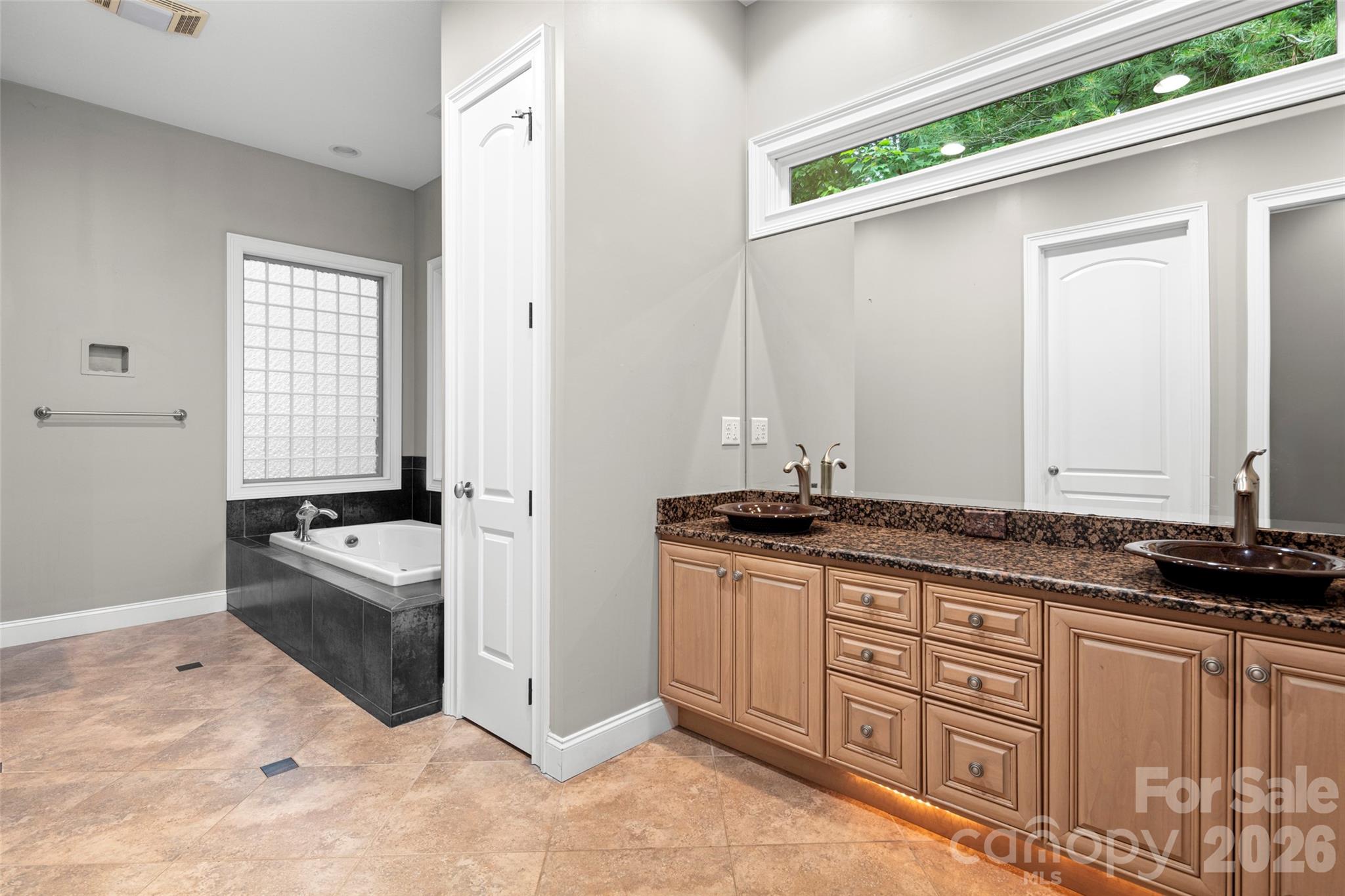 2000 Davis Mountain Road Hendersonville, NC 28739 - Photo 21 of 41