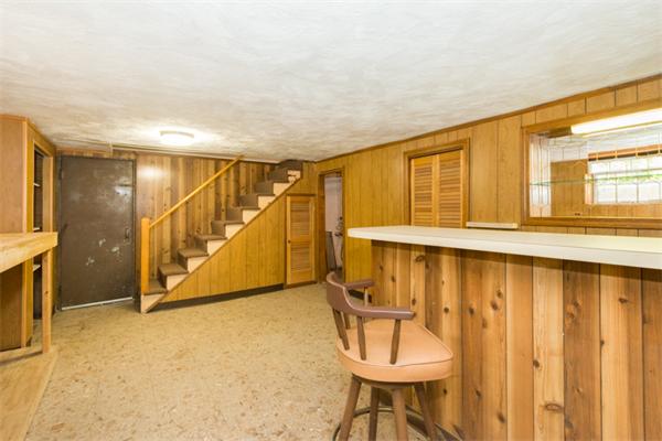 20 Overlook Road Arlington, MA 02474 - Photo 13 of 17 a view of an entryway