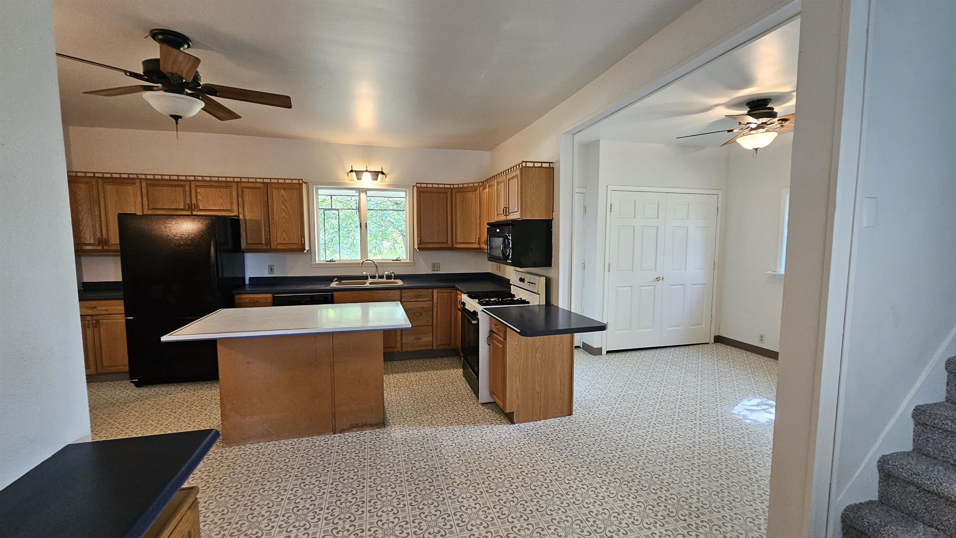 N3403 Joy Del Road Monroe, WI 53566 - Photo 4 of 26