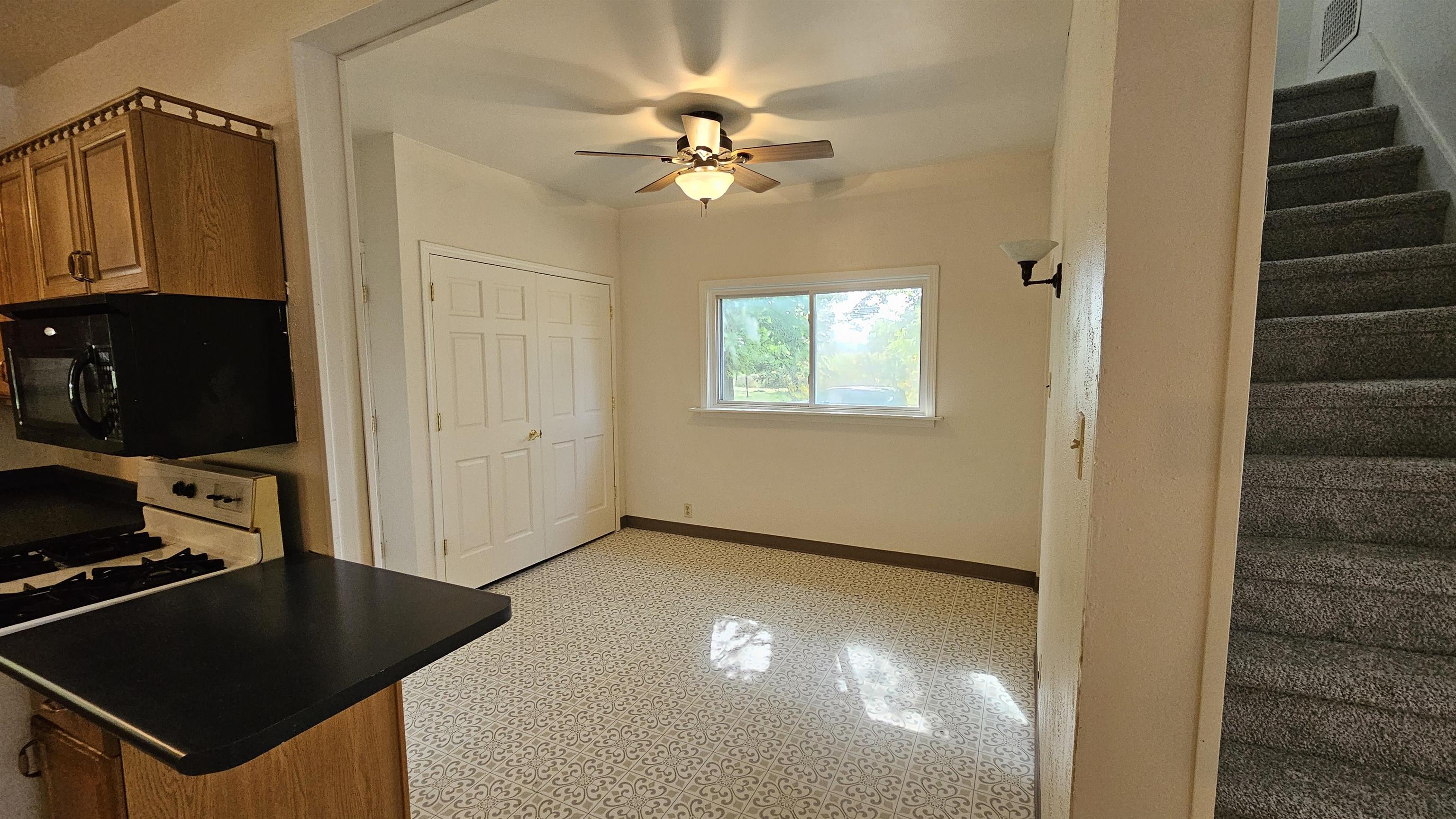 N3403 Joy Del Road Monroe, WI 53566 - Photo 5 of 26