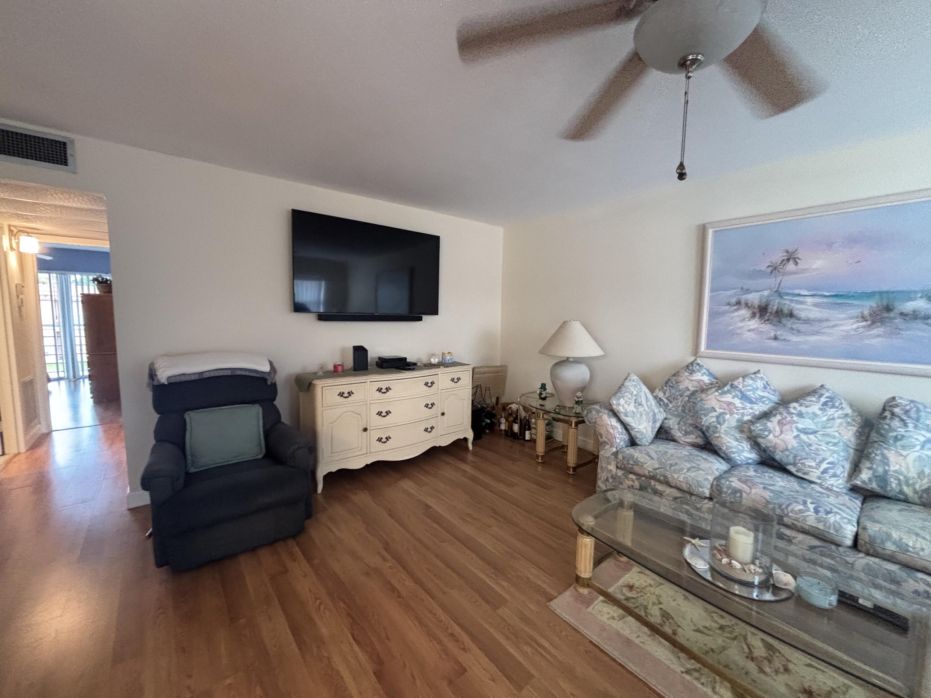 596 Saxony M, Unit 596 Delray Beach, FL 33446 - Photo 7 of 22 20