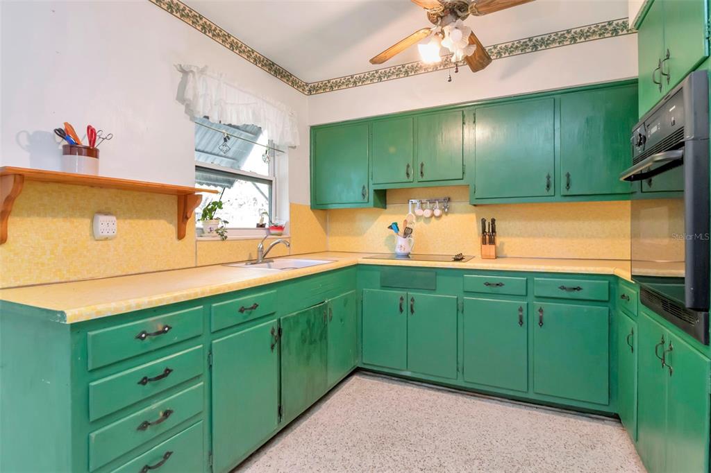 230 Milwaukee Avenue Dunedin, FL 34698 - Photo 15 of 61