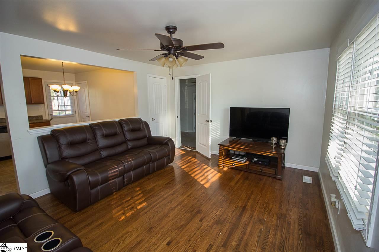 115 State Rd S-42-9791 Greer, SC 29651 - Photo 4 of 26 Gallery Image 4