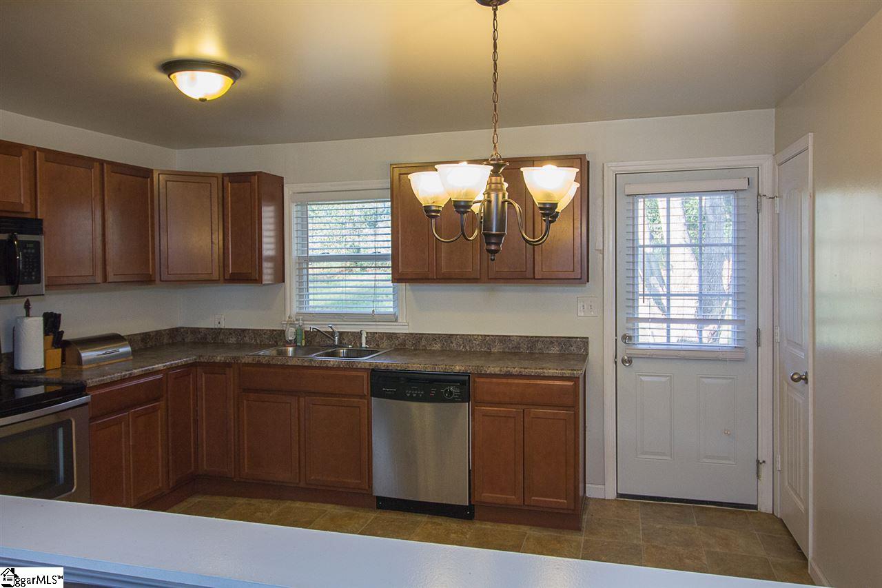 115 State Rd S-42-9791 Greer, SC 29651 - Photo 6 of 26 Gallery Image 6