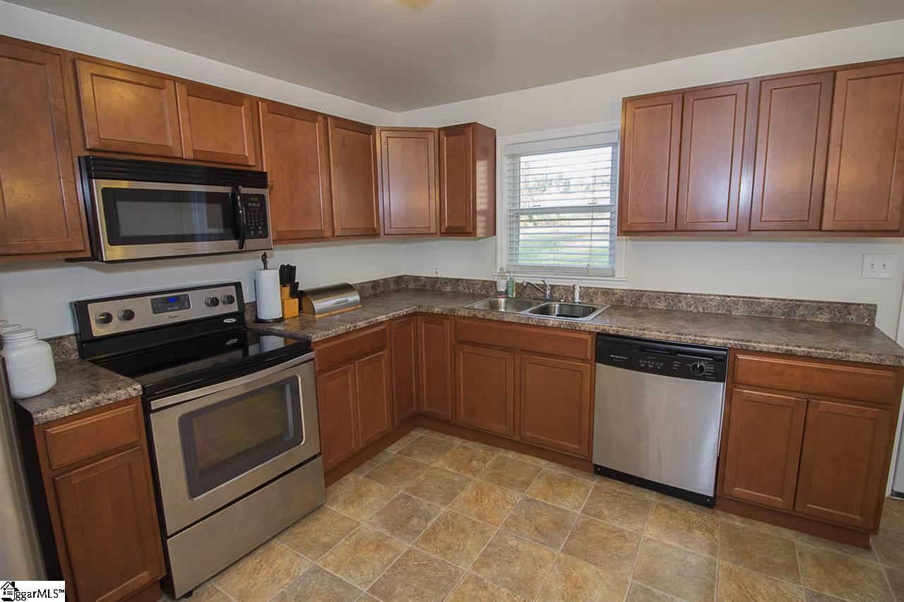 115 State Rd S-42-9791 Greer, SC 29651 - Photo 7 of 26 Gallery Image 7