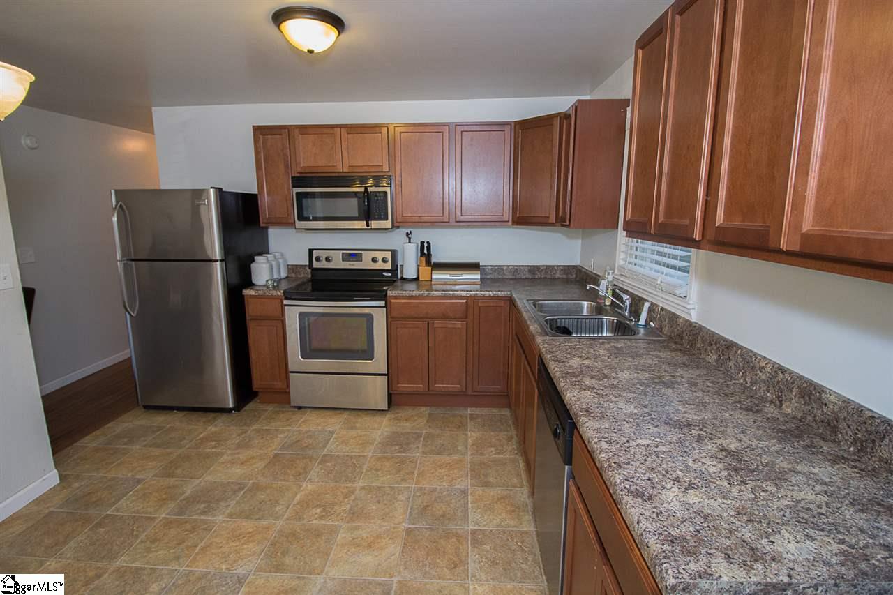115 State Rd S-42-9791 Greer, SC 29651 - Photo 8 of 26 Gallery Image 8