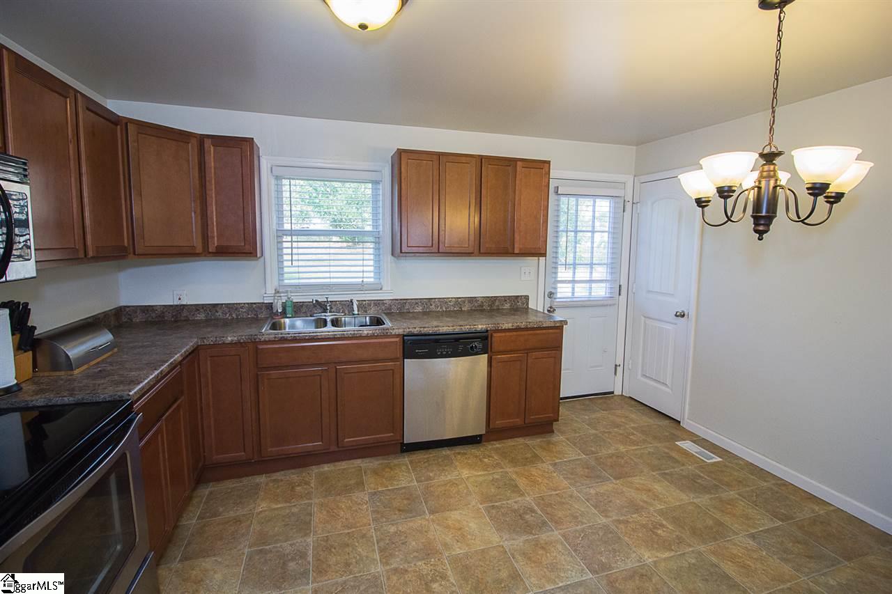 115 State Rd S-42-9791 Greer, SC 29651 - Photo 9 of 26 Gallery Image 9